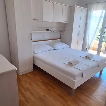 Toni Appartement Makarska